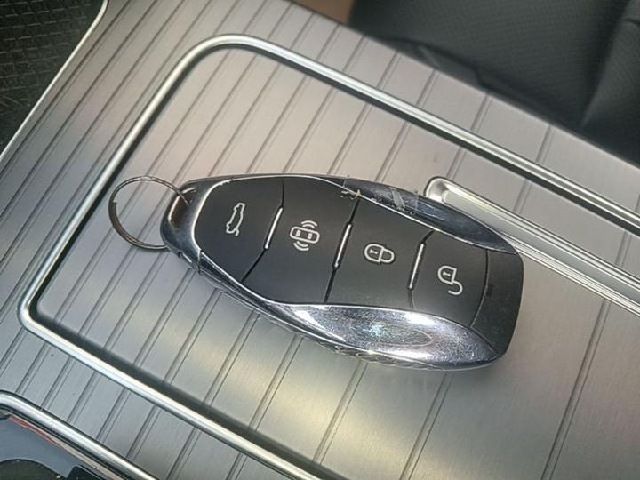 HS7 PHEV 2024 2.0T PHEV AWD 6-Seater photo 8