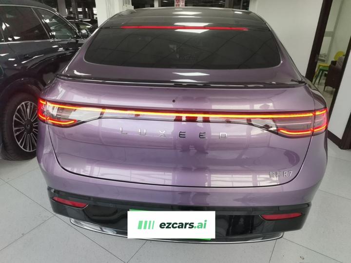 HIMA Luxeed R7 2025 EREV 331km Ultra photo 5