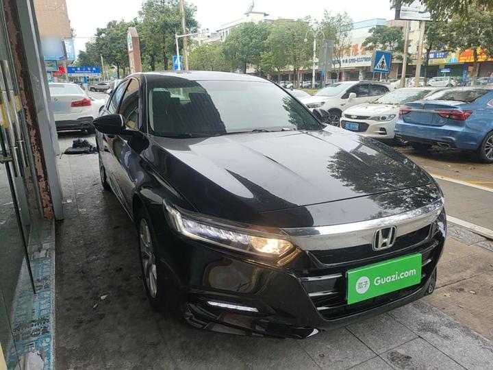 Accord 2018 260TURBO Elite China V photo 3
