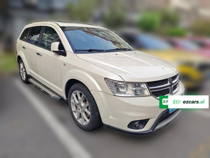 Dodge 2013 2.4L RWD photo 3