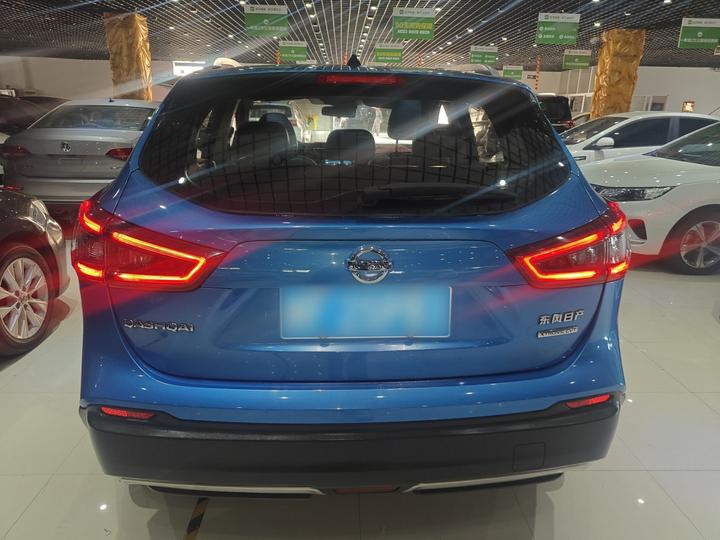 Qashqai 2019 2.0L CVT Luxury photo 3