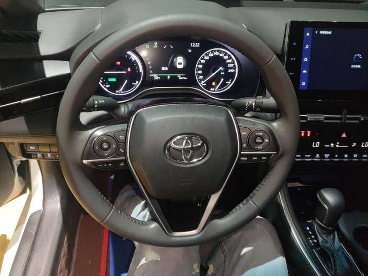 Avalon 2022 Hybrid 2.5L Luxury photo 2