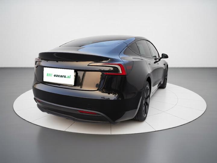 Model 3 2026 Long Range RWD photo 4