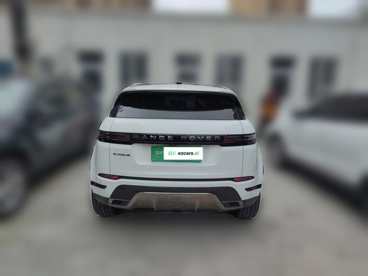 2024 Range Rover Evoque L SE photo 3