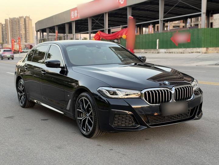 5 Series 2022 Facelift 530Li Exclusive M Sport Package photo 3