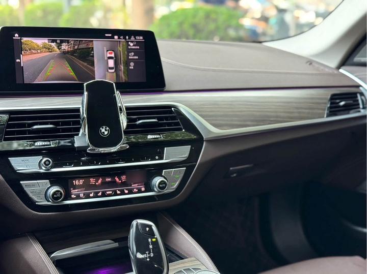 5 Series 2020 530Li Exclusive Luxury photo 4