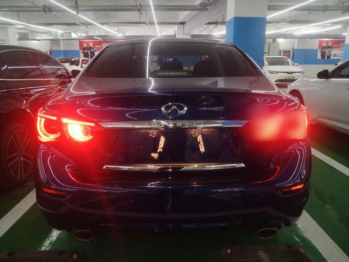 Q50L 2016 2.0T Progressive photo 3