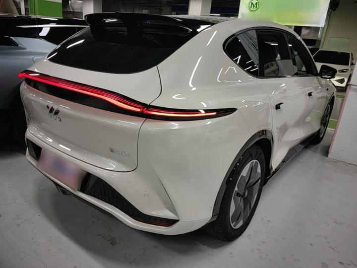 IM Motors LS7 2023 90kWh Elite RWD photo 4