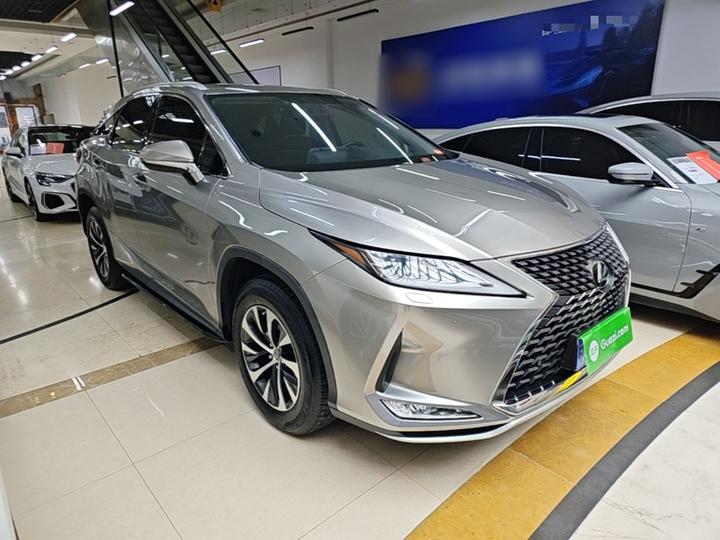 RX 2020 Facelift 300 RWD Elite photo 3