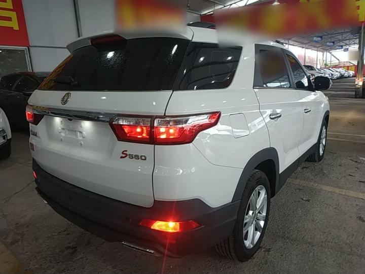 Fengon S560 2021 2.0L CVT Elite photo 4