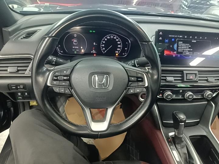 2022 260TURBO photo 6