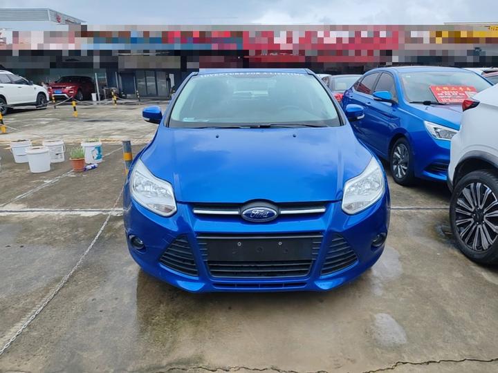 Focus 2012 Hatchback 1.6L AT Comfort photo 2