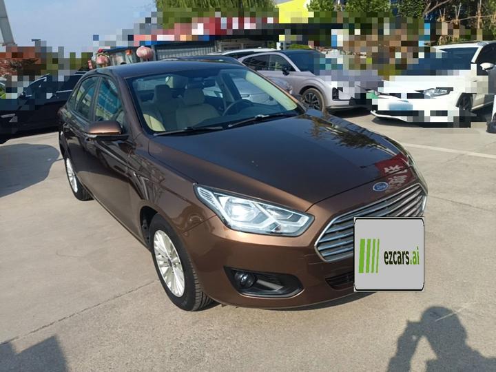 Escort 2015 1.5L AT Comfort photo 3