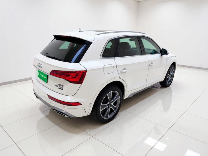 Q5L 2022 Facelift 45T Luxury Dynamic photo 6