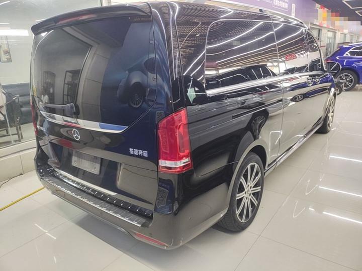 V-Class 2021 V 260 L Long Wheelbase Luxury photo 6