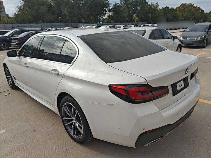 5 Series 2022 Facelift 525Li M Sport Package photo 4