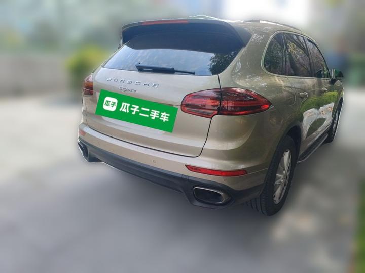 2015 Cayenne 3.0T photo 6