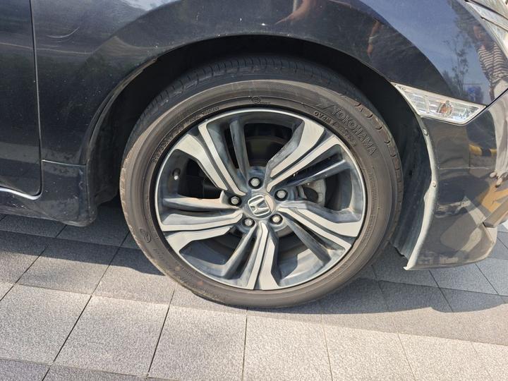 Civic 2016 220TURBO CVT Premium photo 8