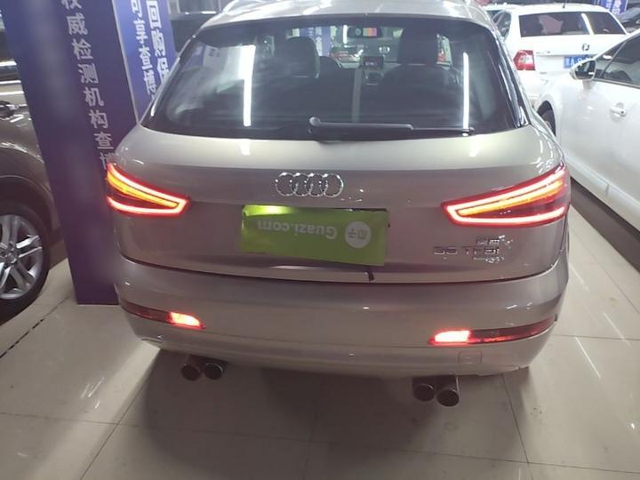 Q3 2015 35 TFSI quattro Tech photo 3