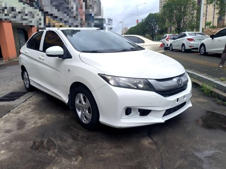 2017 1.5L CVT Elite photo 3