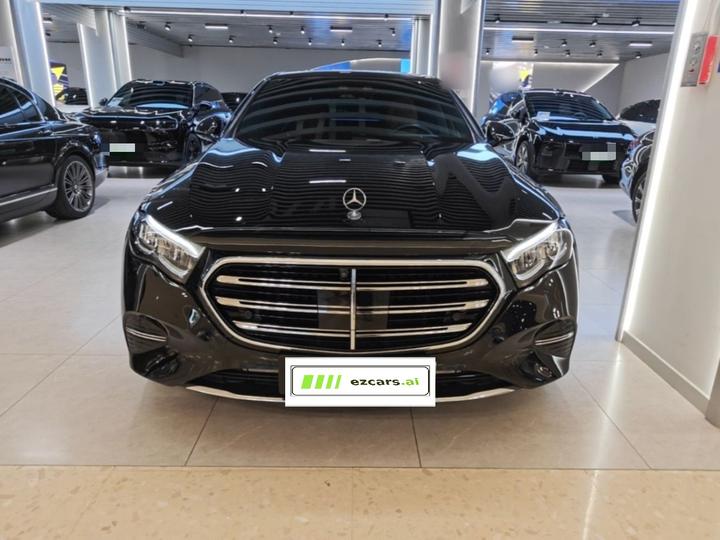 E-Class EV 2024 E 350 e L PHEV photo 2