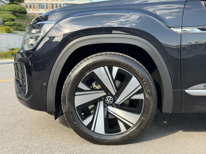 Teramont X 2024 380TSI AWD Luxury photo 7