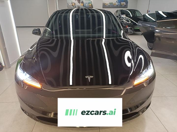 Model 3 2023 RWD photo 2