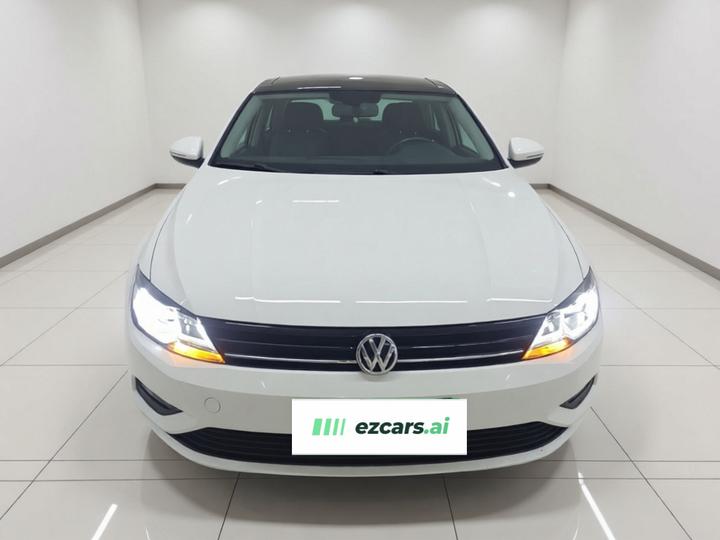 Lamando 2018 230TSI DSG photo 2