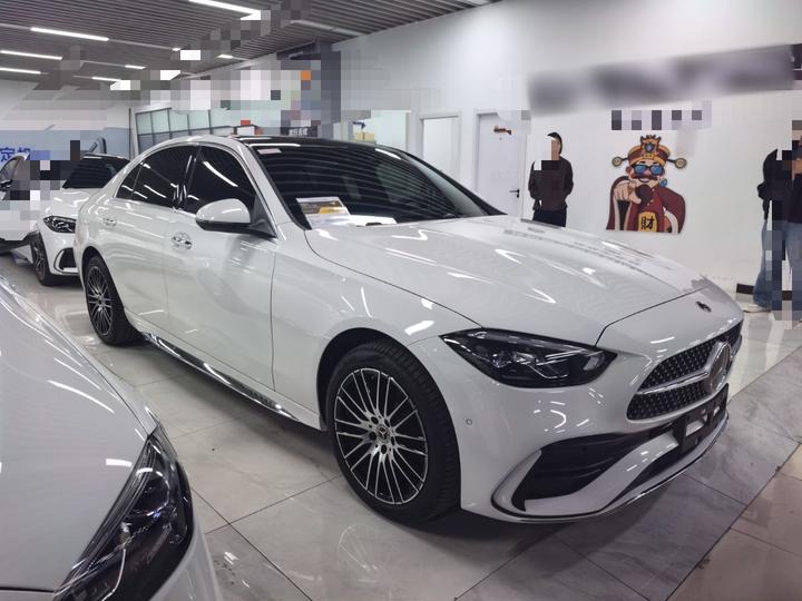 C-Class 2026 C 260 L Sport photo 4