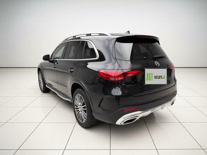 GLC 2024 GLC 300 L 4MATIC Dynamic 5-Seater photo 4