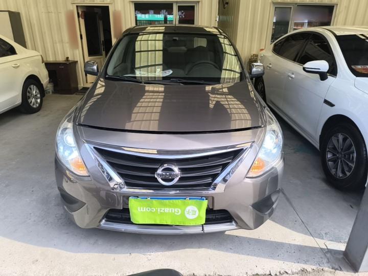 2015 1.5XE CVT Comfort photo 2