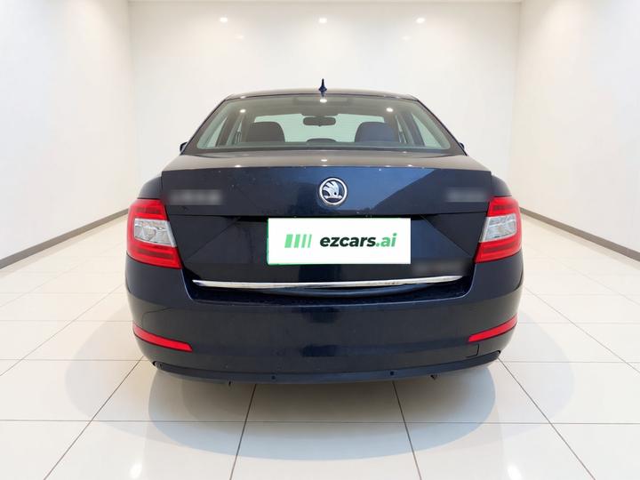 Octavia 2016 1.6L AT photo 5