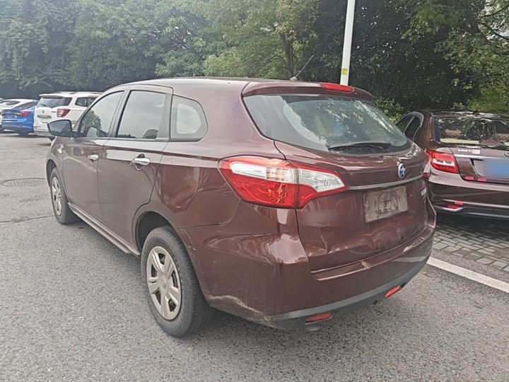 T70 2015 1.6L MT photo 4