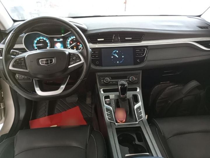 Emgrand 2019 1.5L CVT Luxury China VI photo 5