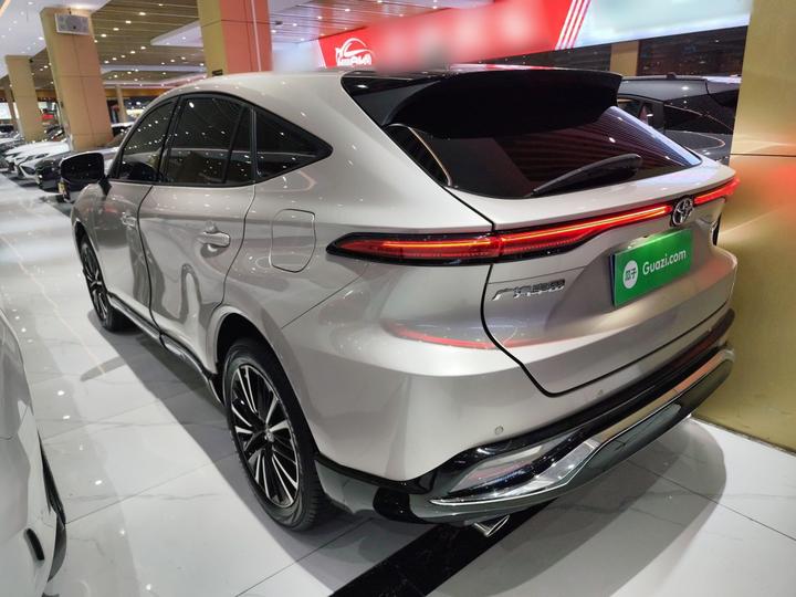 2022 2.0L CVT RWD Premium photo 4