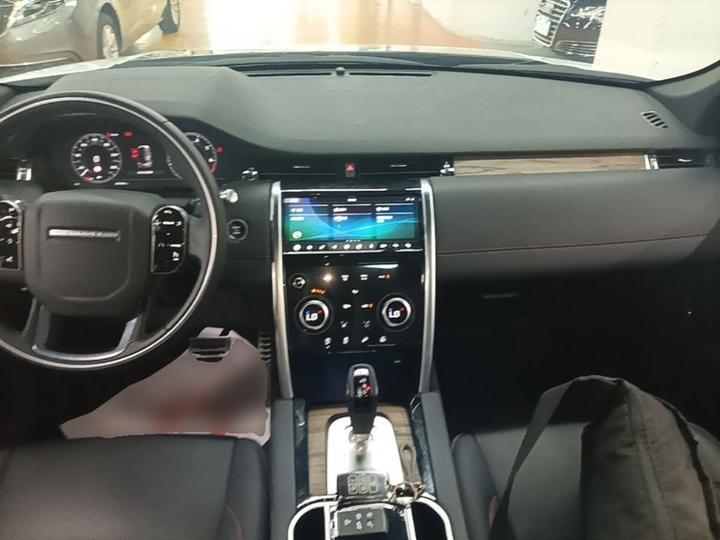 Discovery Sport 2020 249PS R-Dynamic Performance Tech 7-Seater photo 5