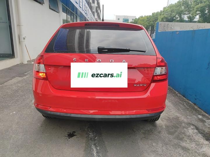 Rapid Spaceback 2019 Facelift 1.5L AT Comfort China V photo 5