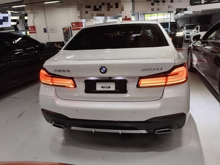 5 Series 2022 Facelift 530Li Leading M Sport Package photo 3