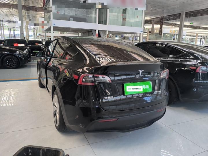 Model Y 2022 Facelift RWD photo 4