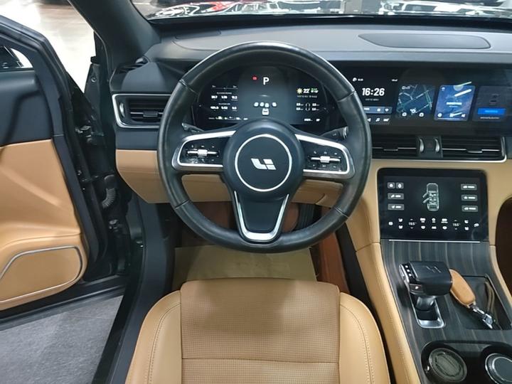 Li Auto ONE 2021 EREV 6-Seater photo 6