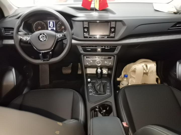 Tharu 2020 280TSI RWD China VI photo 5