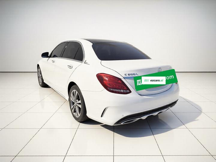 C-Class 2015 Facelift C 200 L Sport photo 4
