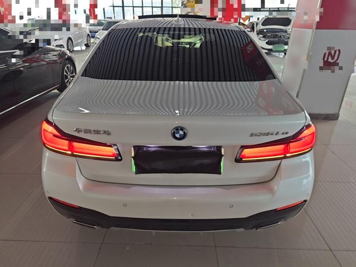 5 Series EV 2022 Facelift 535Le M Sport Package photo 3