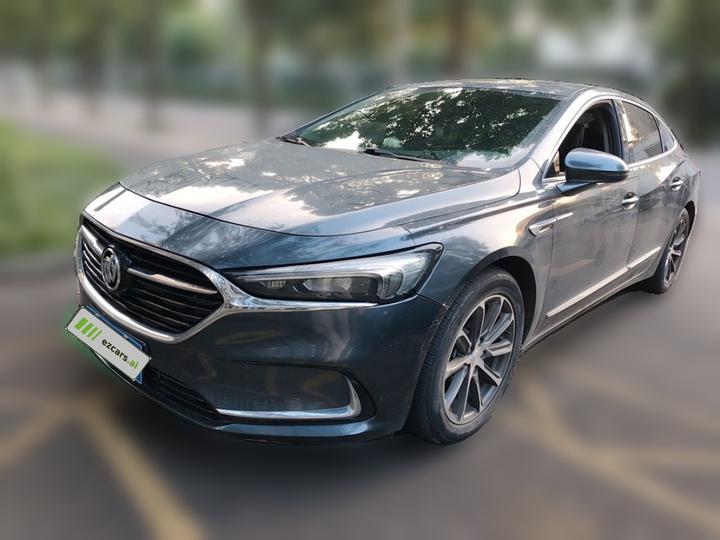 LaCrosse 2019 28T Luxury