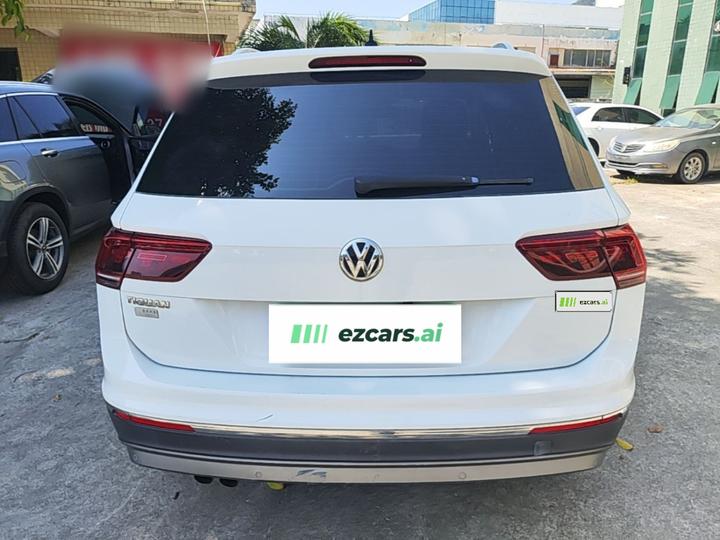 Tiguan 2018 330TSI AWD photo 5