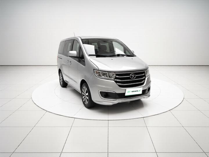 Refine M3 2016 1.6L Luxury photo 3