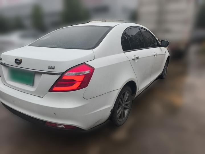 Emgrand 2017 Sedan 1.5L MT photo 6