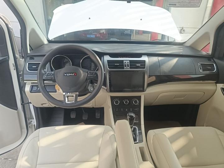 2018 1.5L MT Comfort photo 5