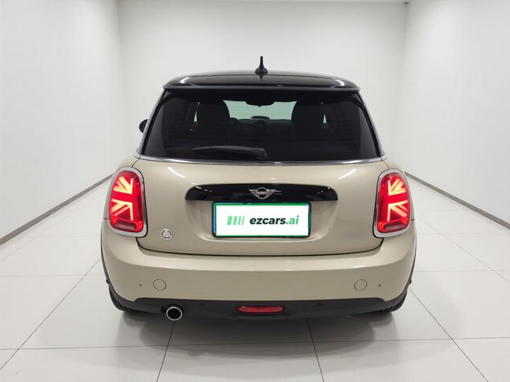 2018 1.5T COOPER Classic photo 5