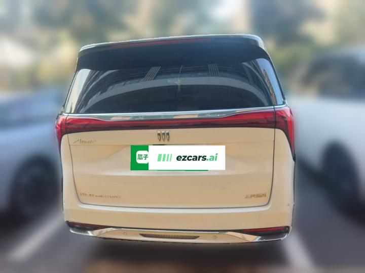 2023 2.0T 6-Seater photo 5